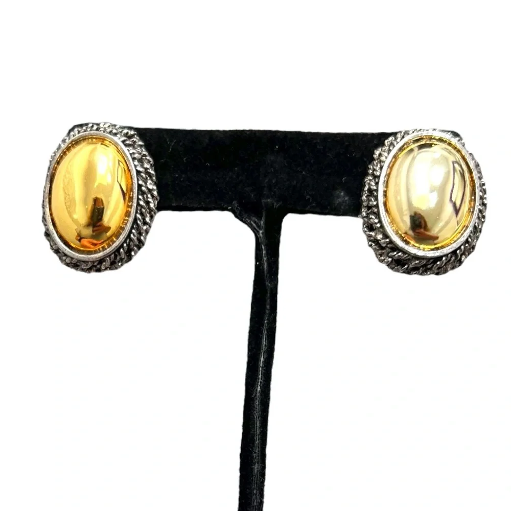 VINTAGE PREMIER USA DOMED MIRRORED GOLD TONE W SILVER TONE TWISTS OVAL EARRINGS